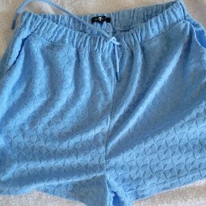 7FAM Light Blue Textured Women's Shorts Size Large